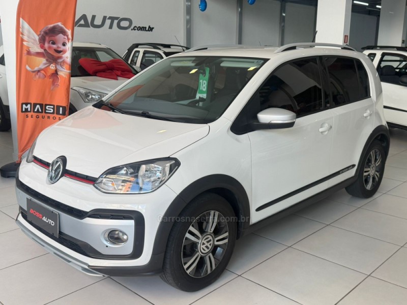 up 1.0 tsi cross 12v flex 4p manual 2018 caxias do sul