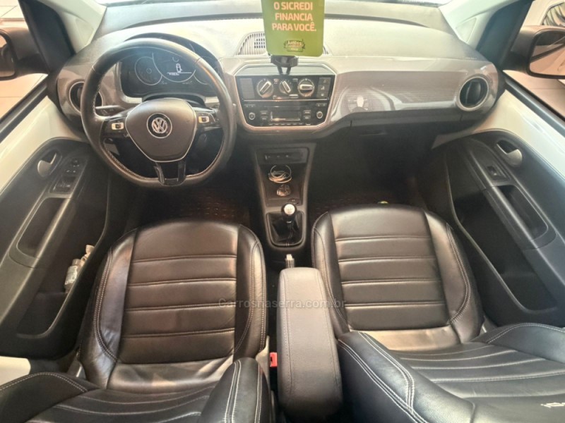 UP 1.0 TSI CROSS 12V FLEX 4P MANUAL - 2018 - CAXIAS DO SUL