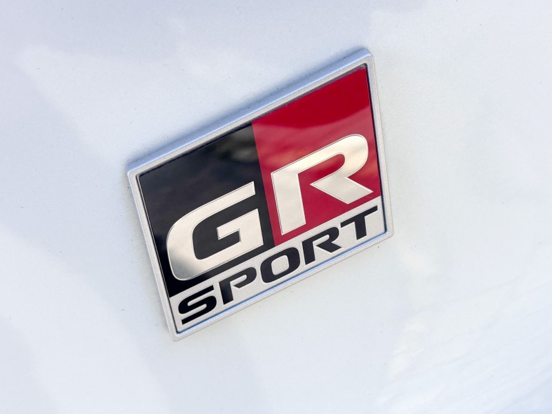 COROLLA 2.0 CROSS GR-S 16V FLEX 4P AUTOMÁTICO - 2025 - FARROUPILHA