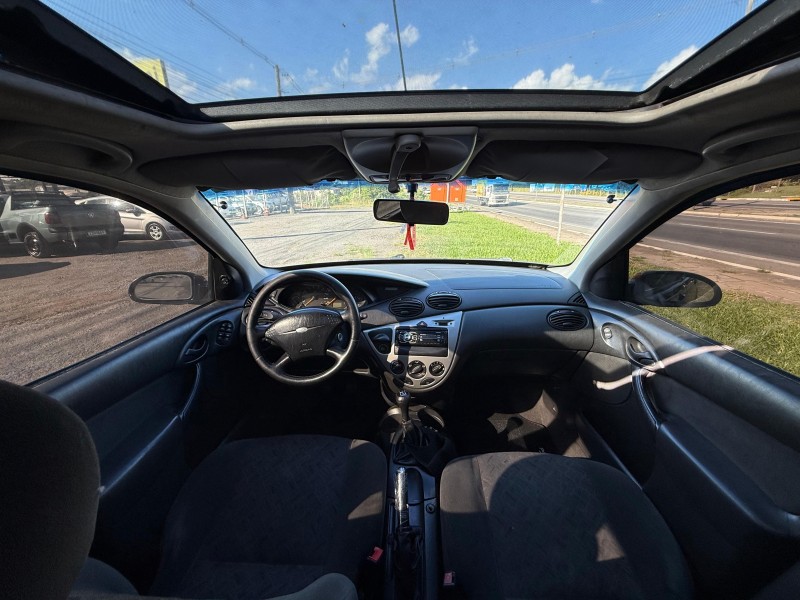 FOCUS 1.8 16V GASOLINA 4P MANUAL - 2003 - FARROUPILHA