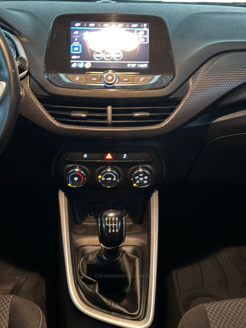 ONIX 1.0 LTZ 12V TURBO FLEX 4P MANUAL - 2020 - NOVO HAMBURGO