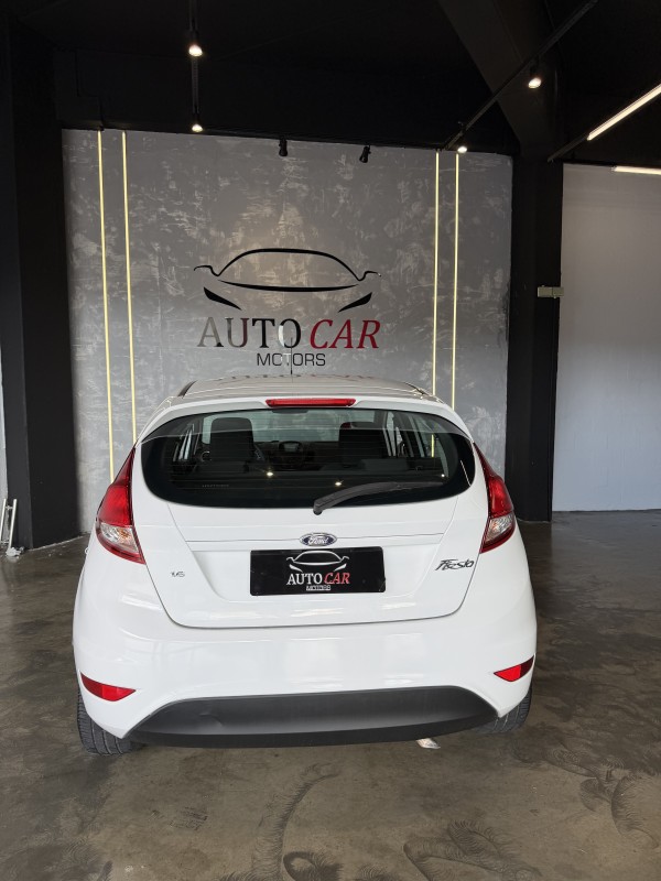 FIESTA 1.6 SE HATCH 16V FLEX 4P MANUAL - 2015 - CAXIAS DO SUL