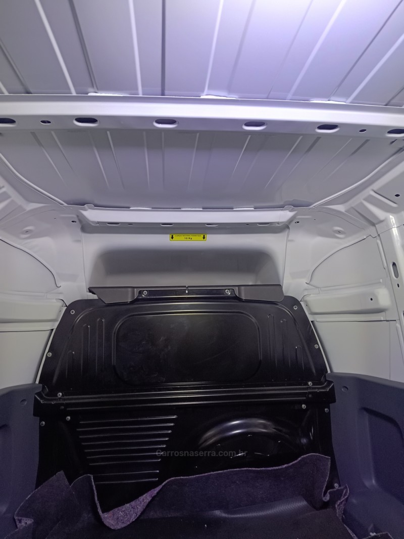 FIORINO 1.3 MPI FURGÃO 8V FLEX 2P MANUAL - 2025 - CAXIAS DO SUL