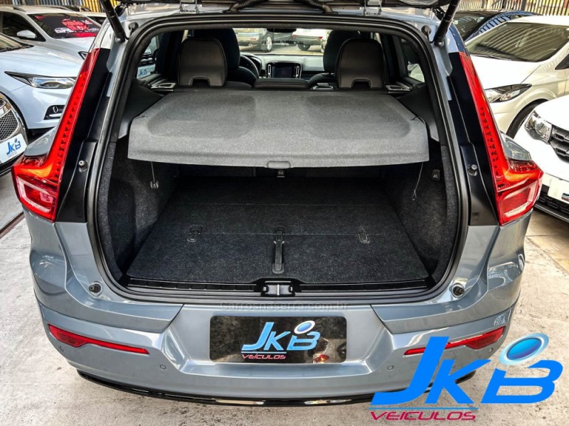 XC 40 P6 RECHARGE ELETRIC PLUS 4P AUTOMÁTICO - 2023 - NOVO HAMBURGO