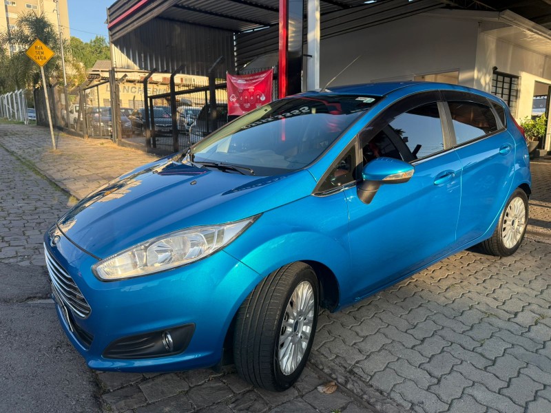 FIESTA 1.6 TITANIUM HATCH 16V FLEX 4P AUTOMÁTICO - 2015 - CAXIAS DO SUL