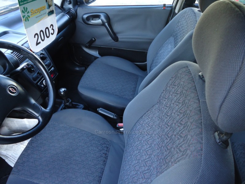 CLASSIC 1.0 MPFI VHC SUPER 8V GASOLINA 4P MANUAL - 2003 - SANTA CLARA DO SUL