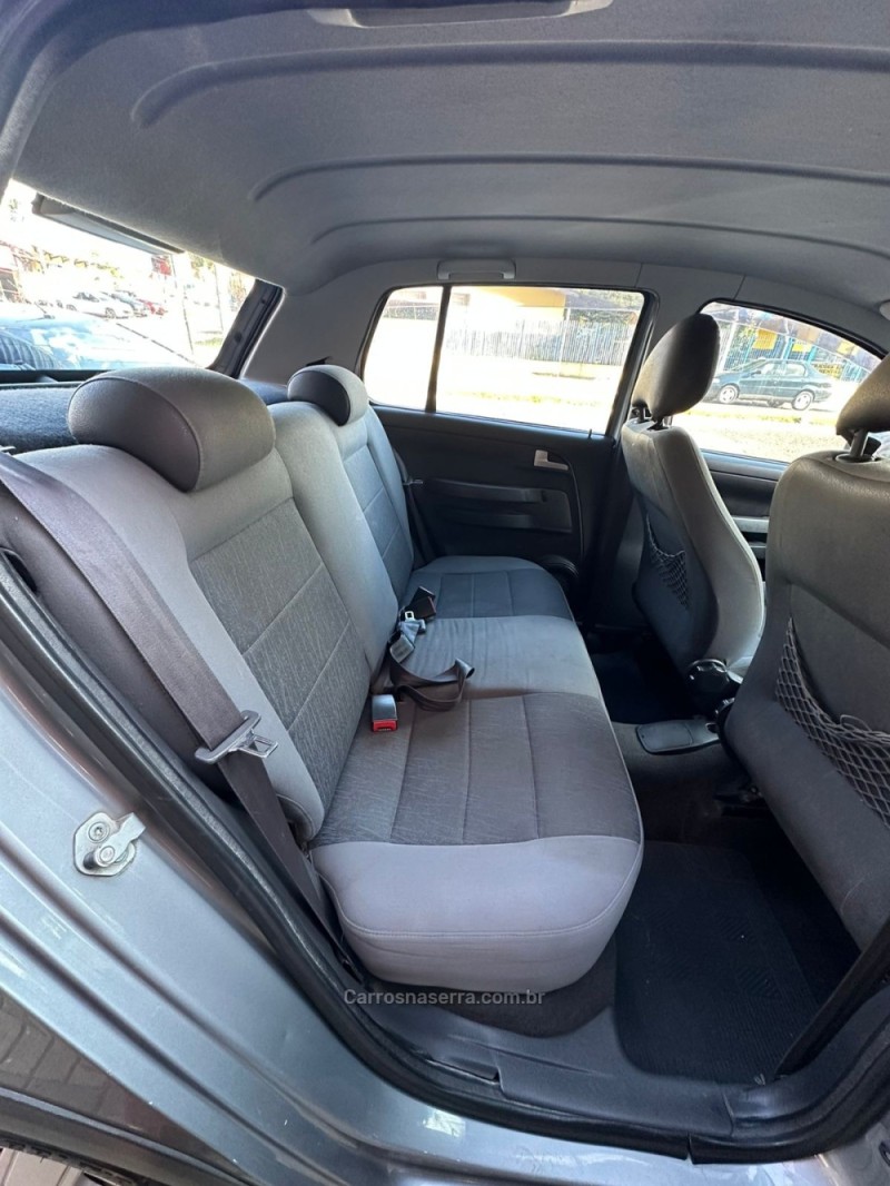 CROSSFOX 1.6 MI FLEX 8V 4P MANUAL - 2006 - PAROBé