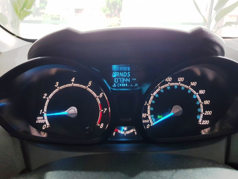 FIESTA 1.6 SE HATCH 16V FLEX 4P AUTOMÁTICO - 2014 - CAXIAS DO SUL