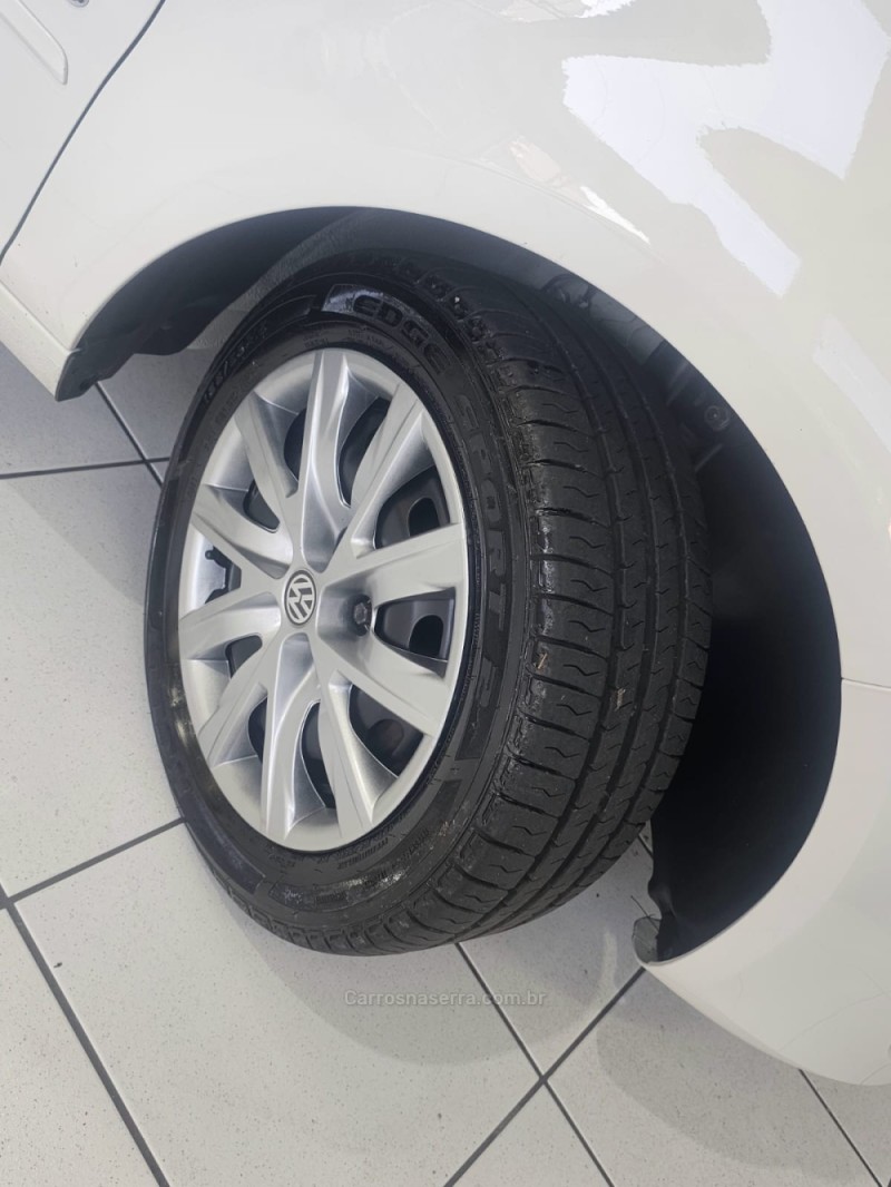 FOX 1.6 MI ITREND 8V FLEX 4P MANUAL - 2013 - CAXIAS DO SUL