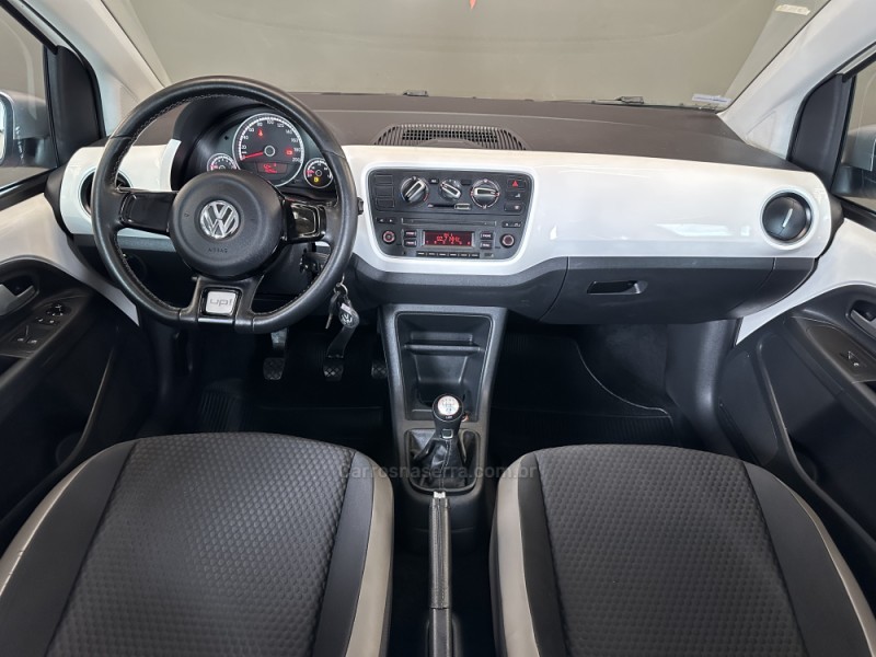 UP 1.0 CROSS T.FLEX 12V 4P MANUAL - 2016 - SAPIRANGA