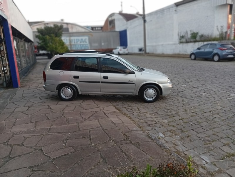CORSA 1.0 MPFI SUPER WAGON 16V GASOLINA 4P MANUAL - 1999 - CAXIAS DO SUL