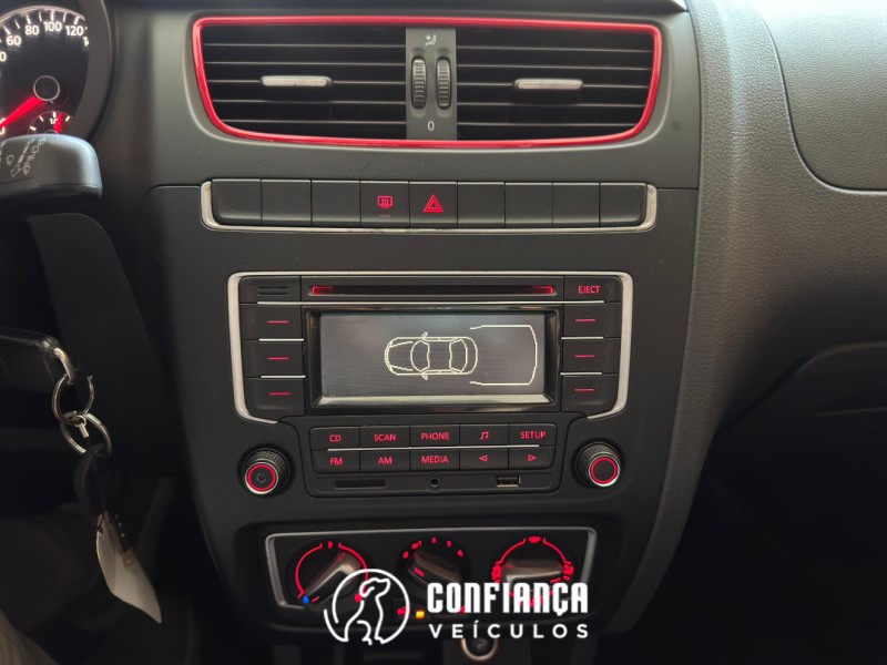 FOX 1.6 MI ROCK IN RIO 8V FLEX 4P MANUAL - 2014 - BENTO GONçALVES