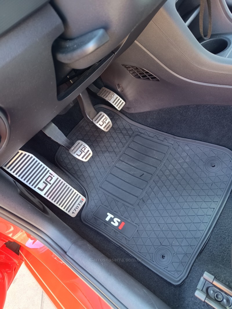 UP 1.0 TSI CONNECT 12V TOTAL FLEX 4P MANUAL - 2020 - CAXIAS DO SUL