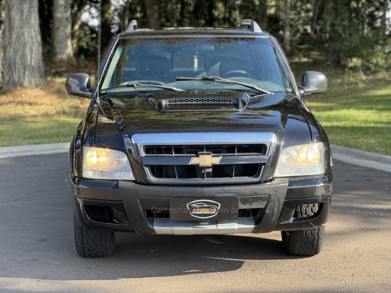 S10 2.8 EXECUTIVE 4X4 CD 12V TURBO ELECTRONIC INTERCOOLER DIESEL 4P MANUAL - 2009 - GRAMADO