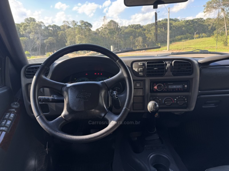 S10 2.8 EXECUTIVE 4X4 CD 12V TURBO ELECTRONIC INTERCOOLER DIESEL 4P MANUAL - 2009 - GRAMADO