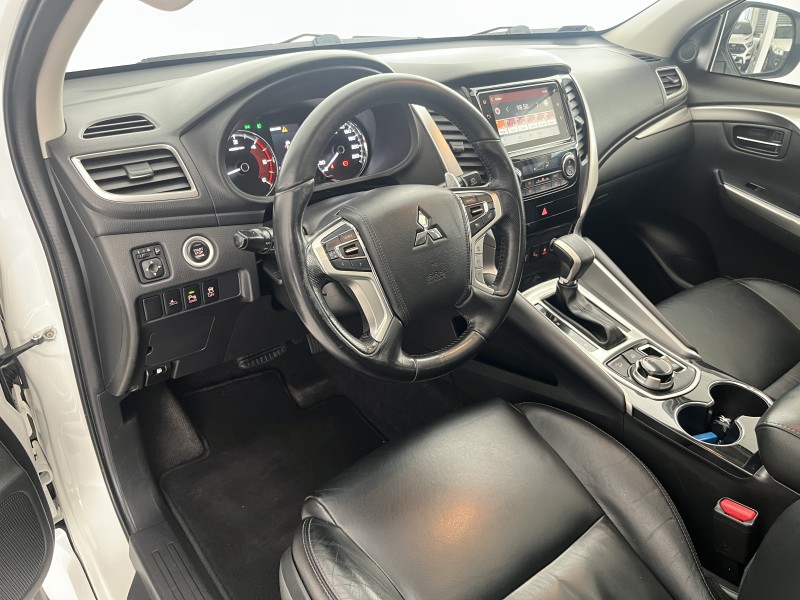 PAJERO SPORT 2.4 HPE-S 4X4 DIESEL 4P AUTOMÁTICO - 2020 - CAXIAS DO SUL