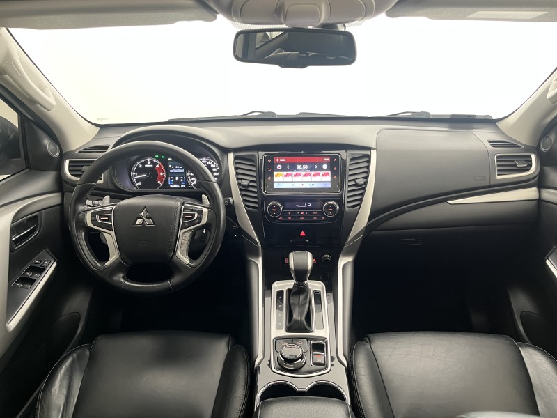 PAJERO SPORT 2.4 HPE-S 4X4 DIESEL 4P AUTOMÁTICO - 2020 - CAXIAS DO SUL