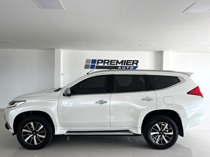 PAJERO SPORT 2.4 HPE-S 4X4 DIESEL 4P AUTOMÁTICO - 2020 - CAXIAS DO SUL