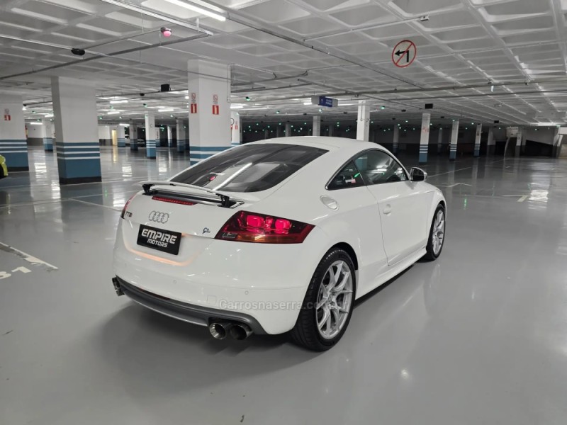 TTS 2.0 TFSI COUPÉ 16V GASOLINA 2P S-TRONIC - 2011 - PORTO ALEGRE