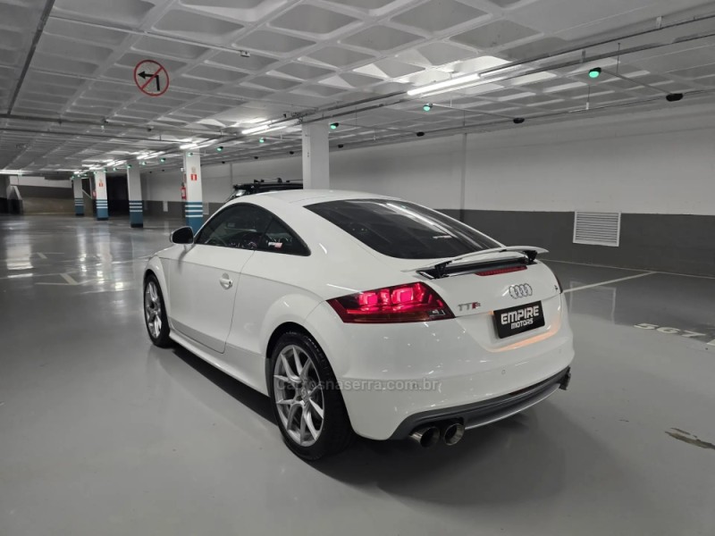 TTS 2.0 TFSI COUPÉ 16V GASOLINA 2P S-TRONIC - 2011 - PORTO ALEGRE