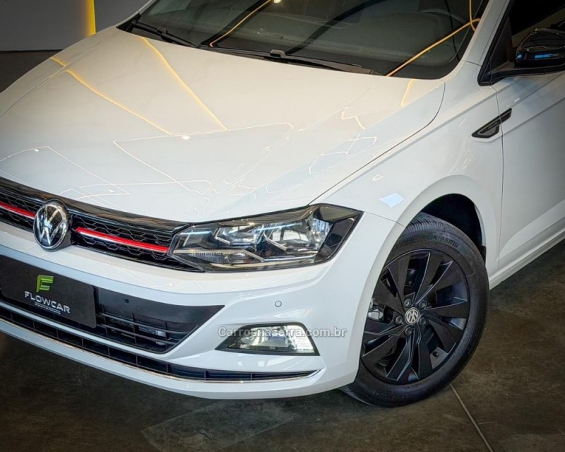 POLO 1.0	200 TSI HIGHLINE AUTOMÁTICO  - 2018 - GARIBALDI
