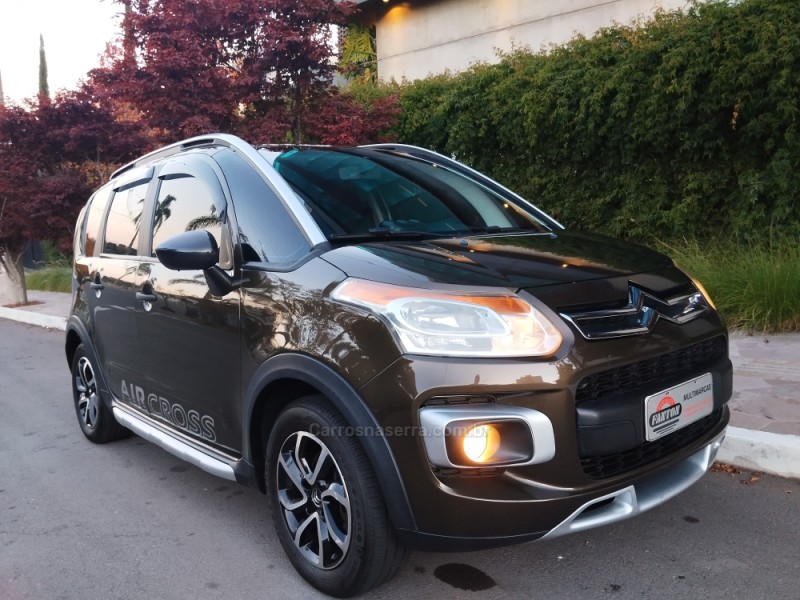 AIRCROSS 1.6 GLX 16V FLEX 4P MANUAL - 2012 - FARROUPILHA