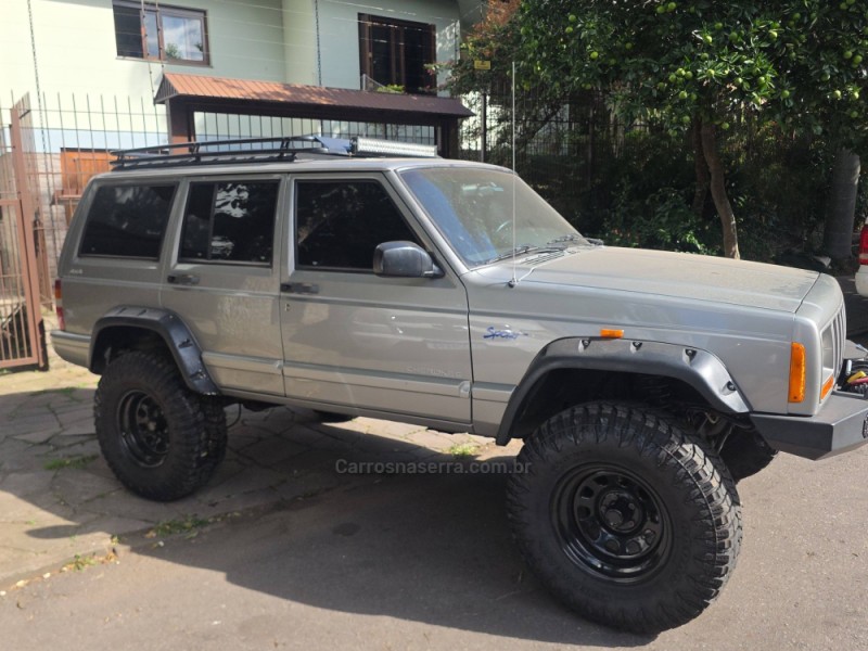 CHEROKEE 2.8 SPORT 4X4 TURBO DIESEL 4P AUTOMÁTICO - 2000 - CAXIAS DO SUL