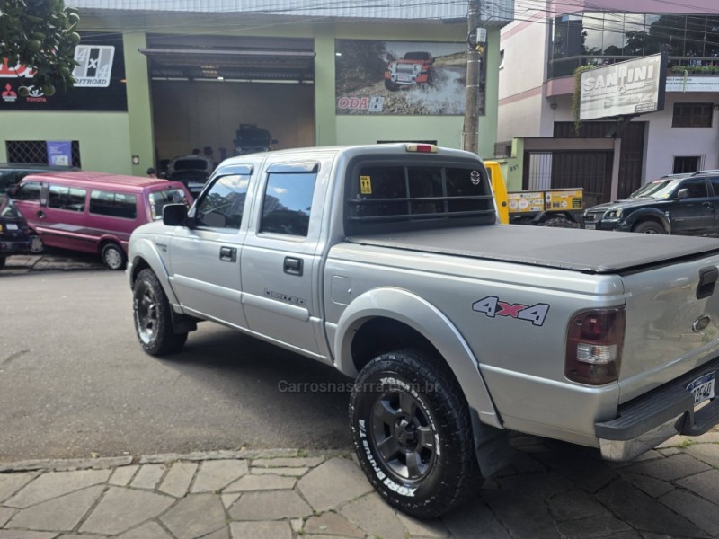 RANGER 3.0 XLT 4X4 CD 16V TURBO ELETRONIC DIESEL 4P MANUAL - 2005 - CAXIAS DO SUL