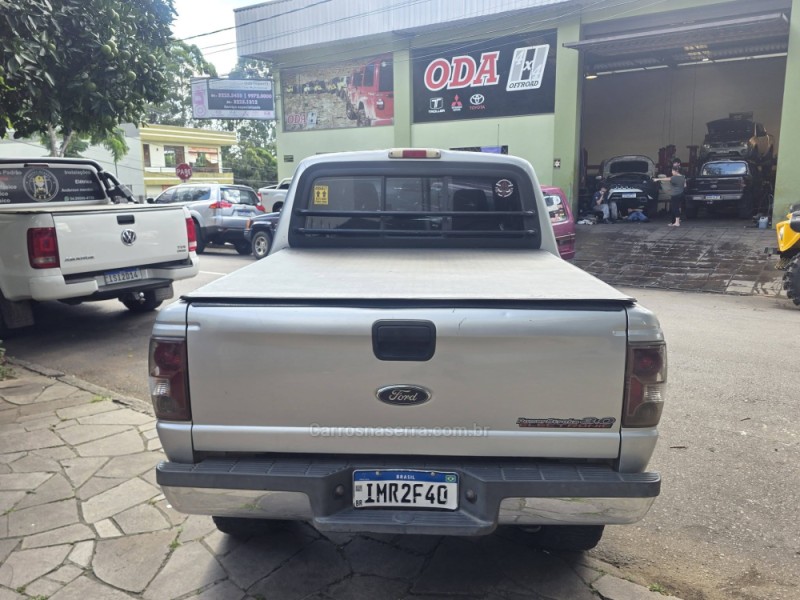 RANGER 3.0 XLT 4X4 CD 16V TURBO ELETRONIC DIESEL 4P MANUAL - 2005 - CAXIAS DO SUL