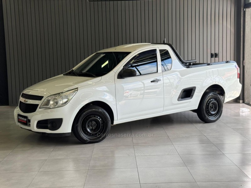 MONTANA 1.4 MPFI LS CS 8V FLEX 2P MANUAL - 2017 - DOIS IRMãOS