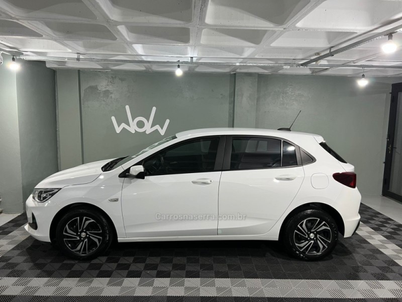 ONIX 1.0 LT 12V TURBO FLEX 4P MANUAL - 2024 - BENTO GONçALVES