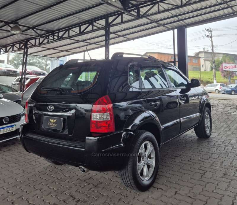 TUCSON 2.0 MPFI GLS BASE 16V 143CV 2WD FLEX 4P AUTOMÁTICO - 2016 - CAXIAS DO SUL