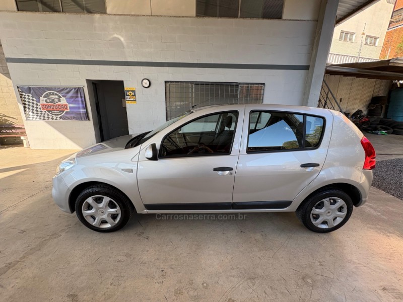 SANDERO 1.6 PRIVILÉGE 8V FLEX 4P MANUAL - 2012 - CAXIAS DO SUL