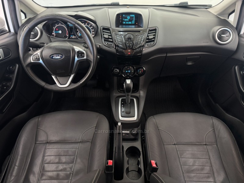 FIESTA 1.6 TITANIUM HATCH 16V FLEX 4P AUTOMÁTICO - 2015 - CARLOS BARBOSA