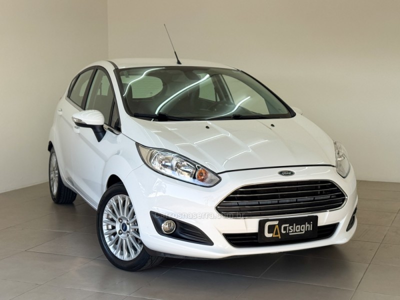 FIESTA 1.6 TITANIUM HATCH 16V FLEX 4P AUTOMÁTICO - 2015 - CARLOS BARBOSA
