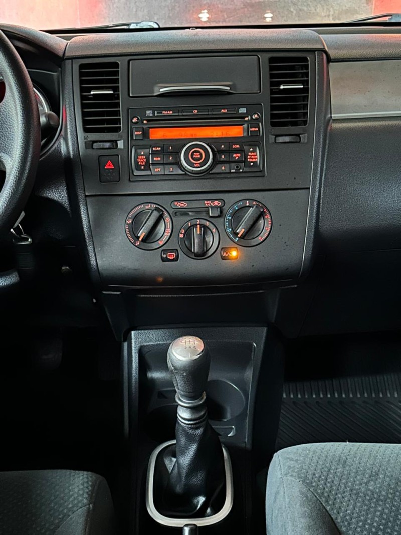 TIIDA 1.8 SEDAN 16V FLEX 4P MANUAL - 2011 - SãO LEOPOLDO