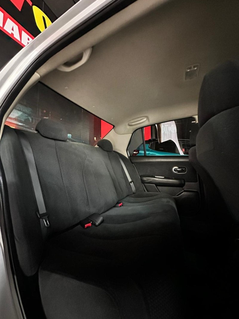 TIIDA 1.8 SEDAN 16V FLEX 4P MANUAL - 2011 - SãO LEOPOLDO