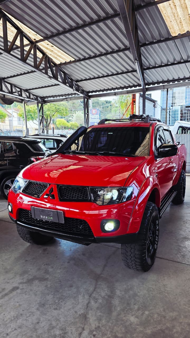 L200 TRITON 3.2 HPE 4X4 CD 16V TURBO INTERCOOLER DIESEL 4P AUTOMÁTICO - 2013 - CAXIAS DO SUL