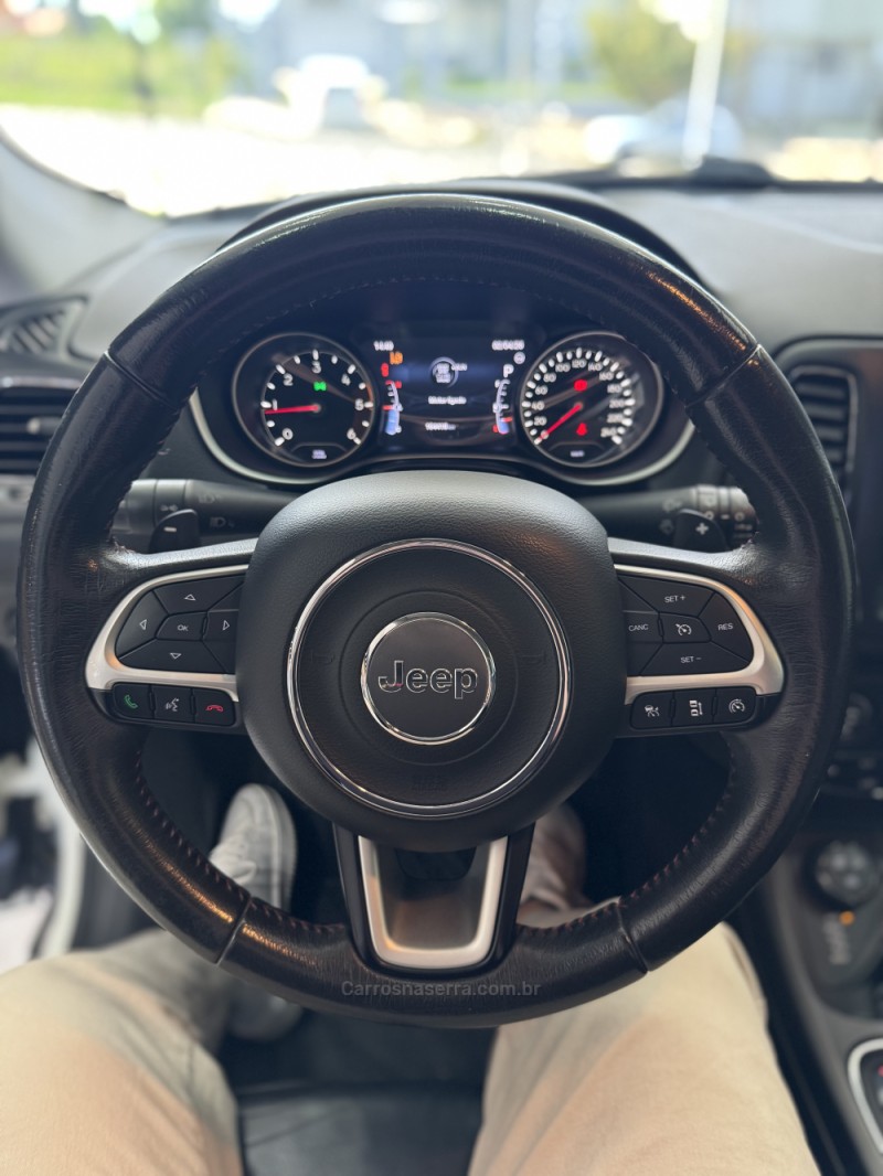 COMPASS 2.0 TRAILHAWK TD350 TURBO DIESEL 4X4 4P AUTOMÁTICO - 2017 - CAXIAS DO SUL