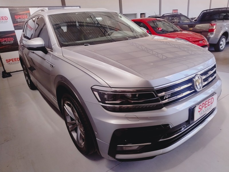 TIGUAN 2.0 ALLSPACE R-LINE 350 TSI 4X4 GASOLINA 4P - 2019 - SãO SEBASTIãO DO CAí