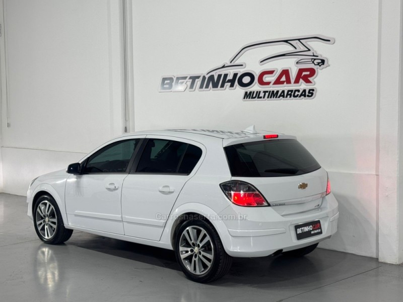 VECTRA 2.0 MPFI GT-X HATCH 8V FLEX 4P AUTOMÁTICO - 2011 - ESTâNCIA VELHA