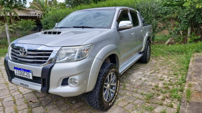 hilux 3.0 sr 4x4 cd 16v turbo intercooler diesel 4p automatico 2012 caxias do sul