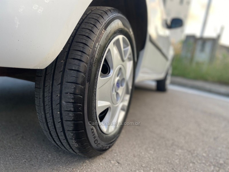 FIESTA 1.0 MPI PERSONNALITÉ 8V FLEX 4P MANUAL - 2003 - CAXIAS DO SUL