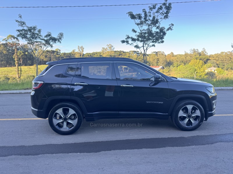 COMPASS 2.0 16V FLEX LONGITUDE AUTOMÁTICO - 2018 - CARLOS BARBOSA