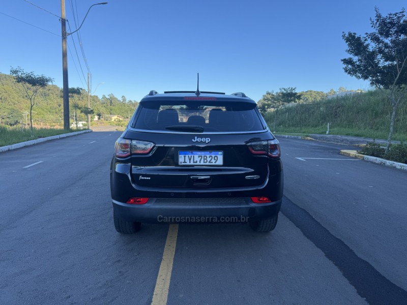 COMPASS 2.0 16V FLEX LONGITUDE AUTOMÁTICO - 2018 - CARLOS BARBOSA