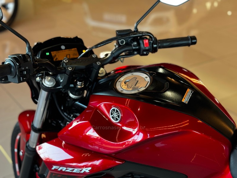 FAZER FZ25 - 2023 - DOIS IRMãOS