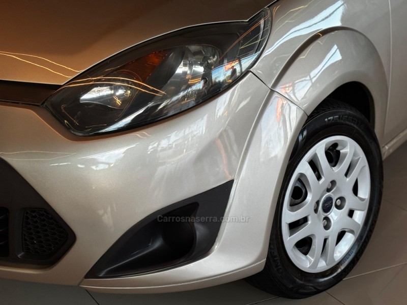 FIESTA 1.0 MPI HATCH 8V FLEX 4P MANUAL - 2011 - DOIS IRMãOS