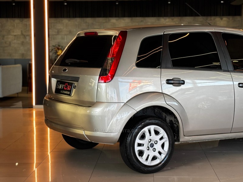 FIESTA 1.0 MPI HATCH 8V FLEX 4P MANUAL - 2011 - DOIS IRMãOS