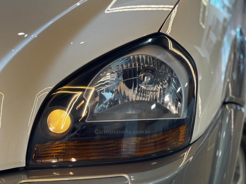 TUCSON 2.0 MPFI GLS 16V 143CV 2WD FLEX 4P AUTOMÁTICO - 2014 - DOIS IRMãOS