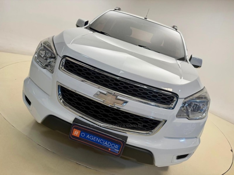 S10 2.4 ADVANTAGE 4X2 CD 8V FLEX 4P MANUAL - 2016 - SANTA CRUZ DO SUL